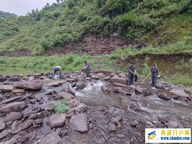 永善法院常态巡河护航青山绿水